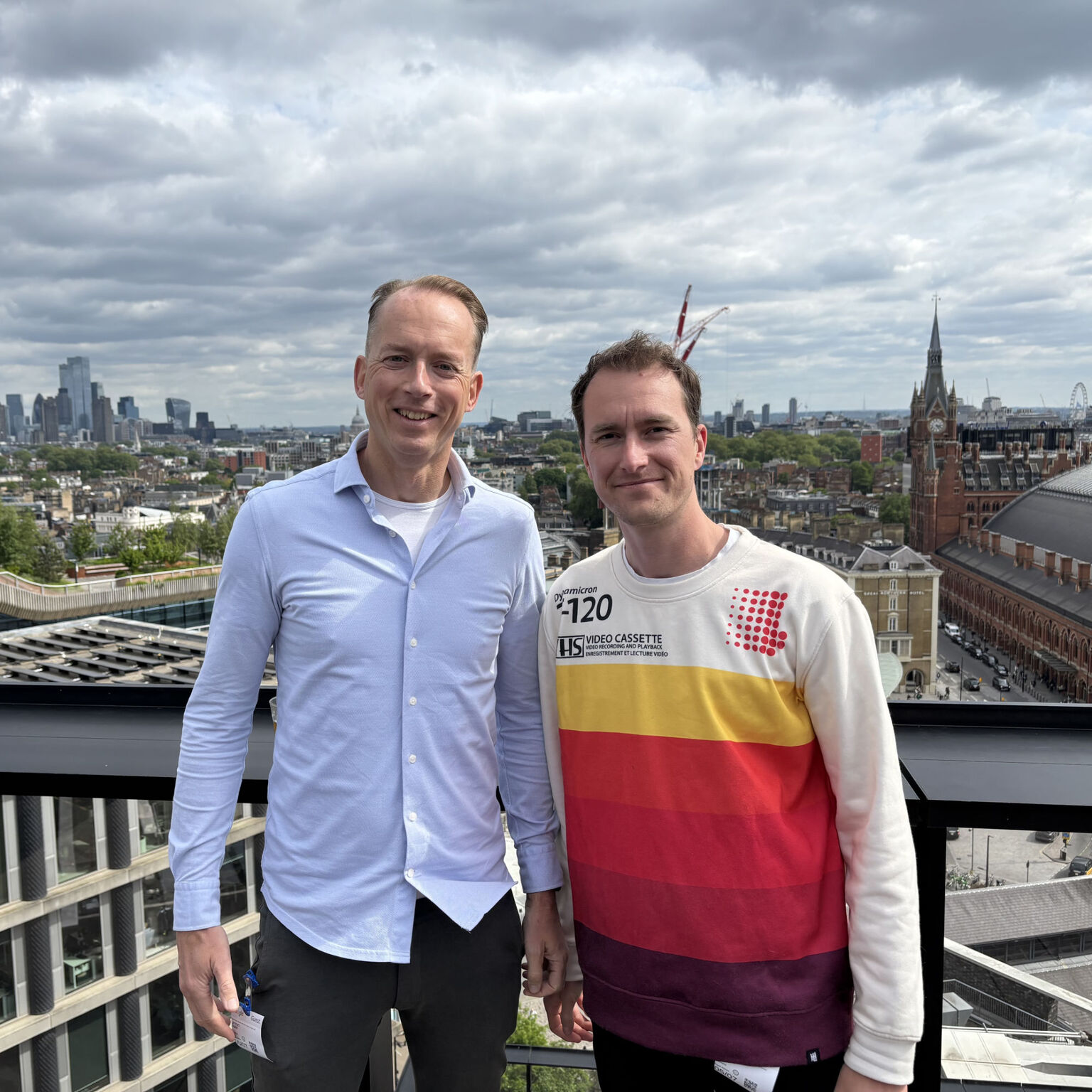 Business trip to London: Lennart Bader and Mark Jongkind on the roof of Google HQ to visit YouTube